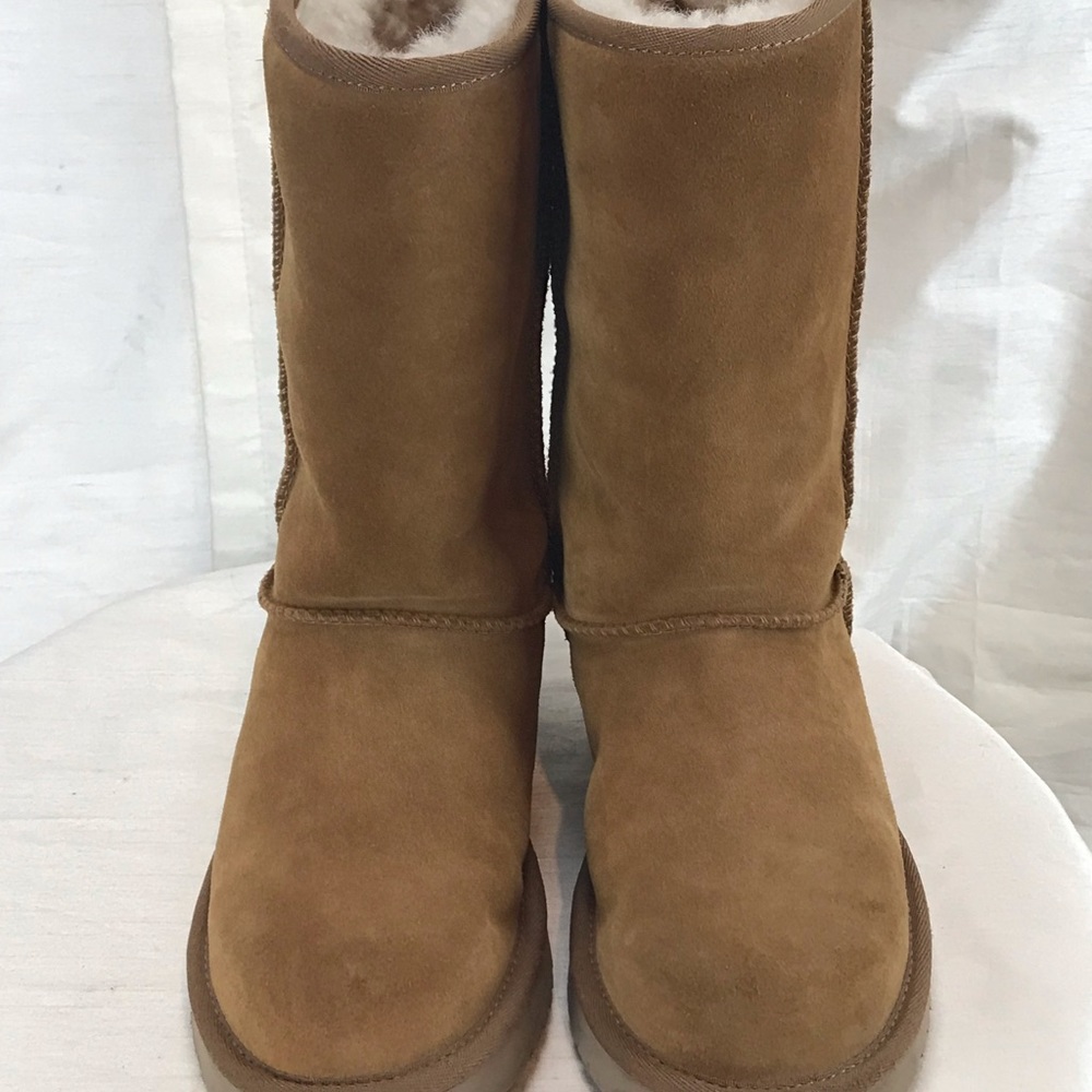 KOOLABURRA by UGG BOOTS sz 5